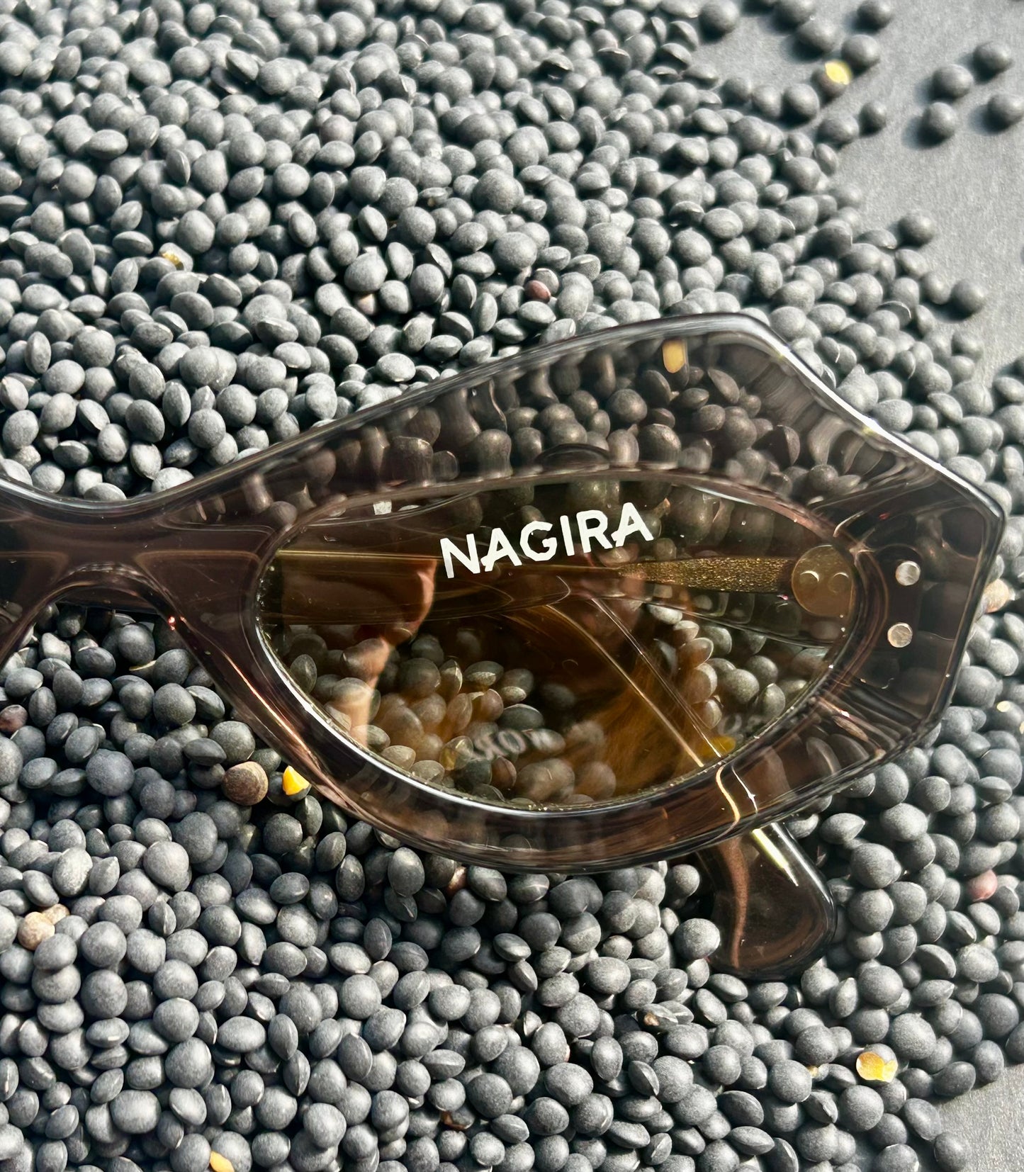 Runa gloss grey
